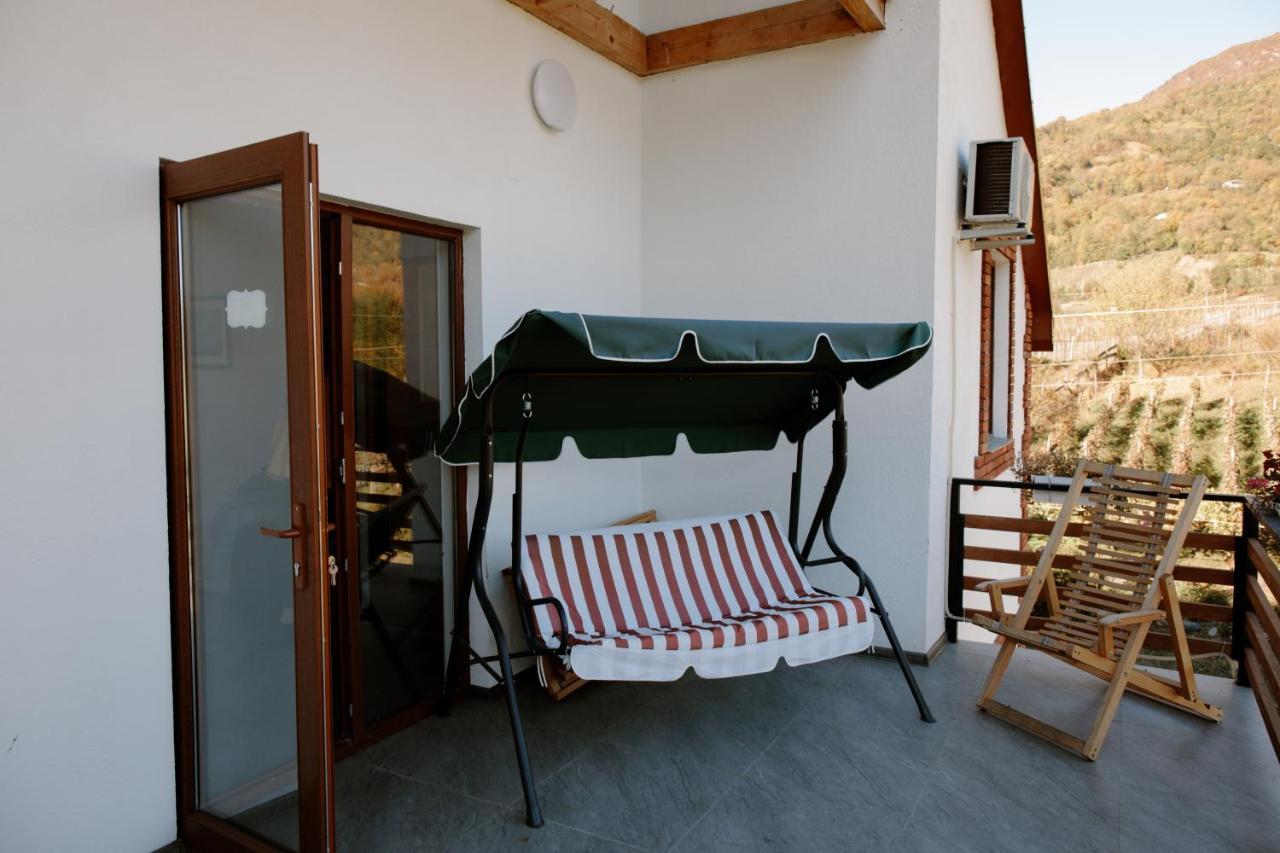 Karse Hotel Ambrolauri Exterior photo